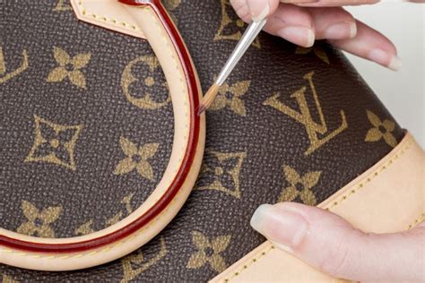 louis vuitton bag cleaning service|louis Vuitton Bag repair cost.